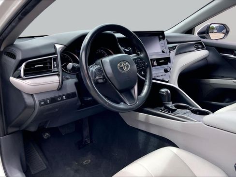 Used 2024 Toyota Camry SE FWD image 17