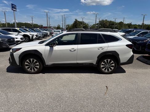 Used 2024 Subaru Outback Limited AWD/4WD image 11