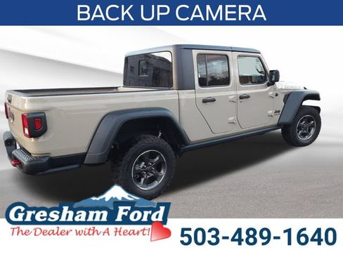 Used 2020 Jeep Gladiator Rubicon w/ Trailer Tow Package AWD/4WD image 6
