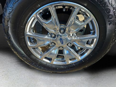 Used 2020 Ford Ranger Lariat w/ Equipment Group 501A Mid image 11