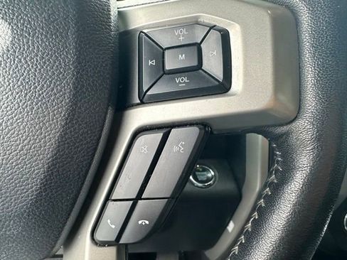 Certified 2020 Ford F150 Lariat w/ Equipment Group 502A Luxury image 22