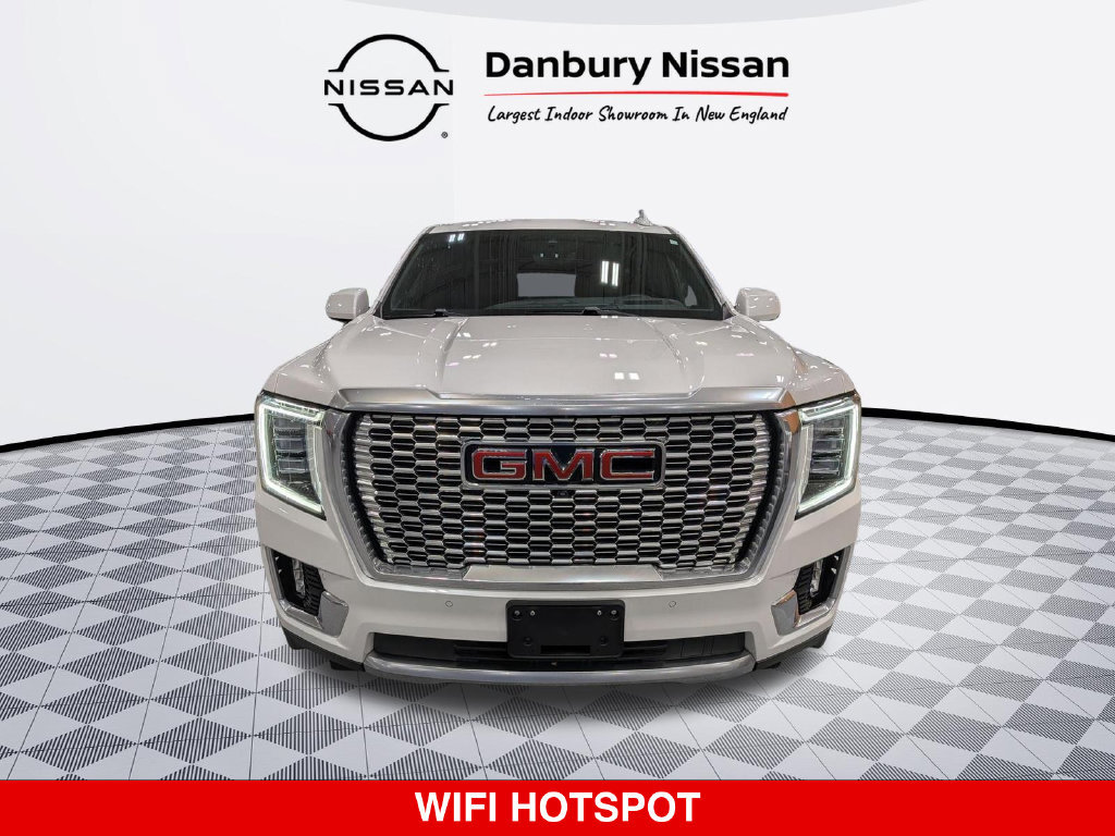 Used 2023 GMC Yukon Denali w/ Advanced Technology Package AWD/4WD image 9