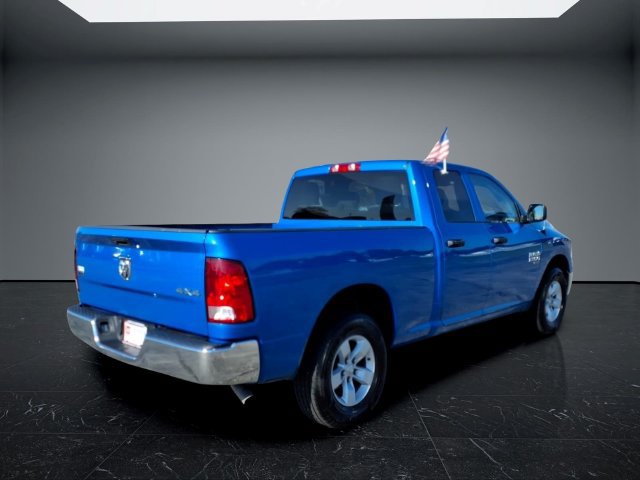 Used 2024 RAM 1500 Classic SLT AWD/4WD image 3