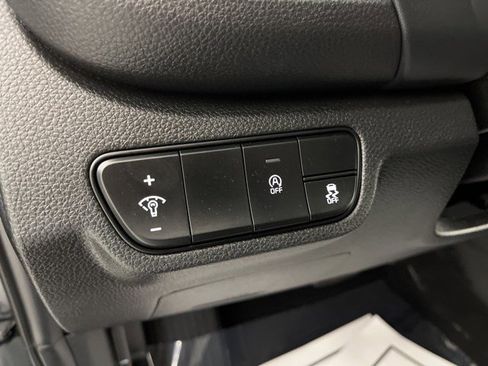 Used 2024 Kia Seltos EX AWD/4WD image 28