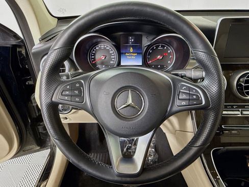 Used 2018 Mercedes-Benz GLC 300 4MATIC image 14