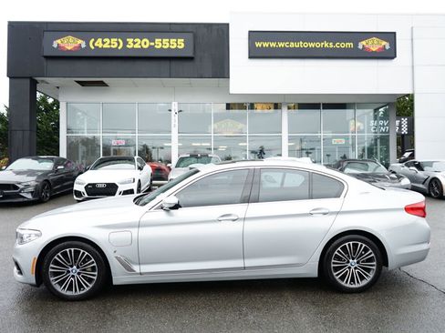 Used 2019 BMW 530e 530e iPerformance w/ Convenience Package image 2