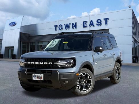 New 2025 Ford Bronco Sport Outer Banks w/ Outer Banks Tech Package+ image 31