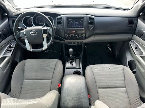 Used 2013 Toyota Tacoma PreRunner w/ Convenience Pkg image 18