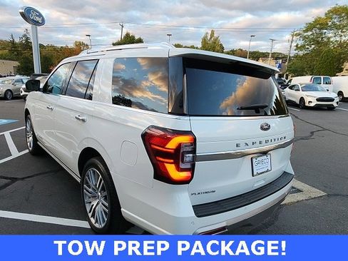 Used 2022 Ford Expedition Platinum image 9