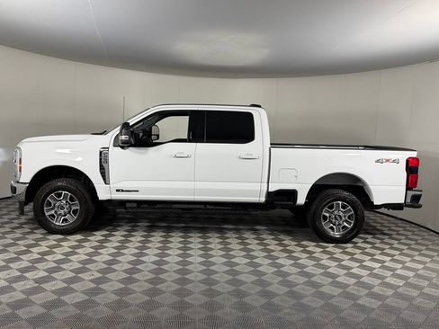 Used 2024 Ford F250 Lariat AWD/4WD image 11