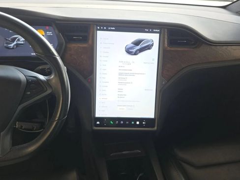 Used 2018 Tesla Model X 100D AWD/4WD image 8