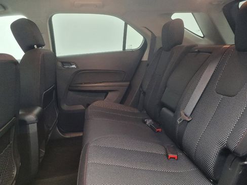 Used 2017 Chevrolet Equinox LT w/ Convenience Package image 18