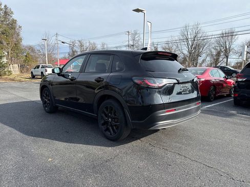 Used 2023 Honda HR-V Sport image 5