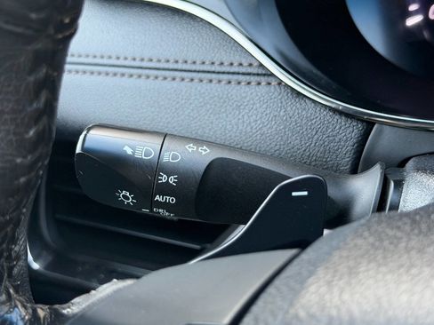 Used 2015 Toyota Avalon XLE image 36