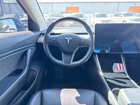 Used 2019 Tesla Model 3 AWD/4WD image 13