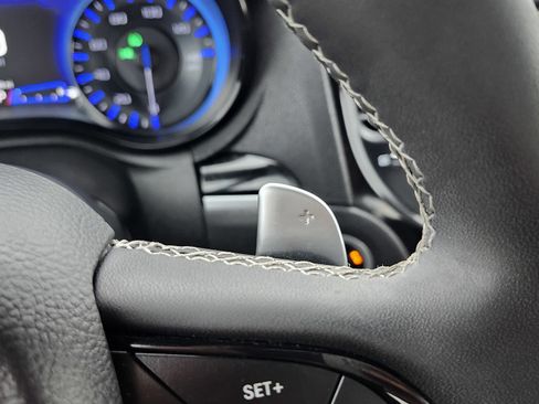 Used 2023 Chrysler 300 S image 37