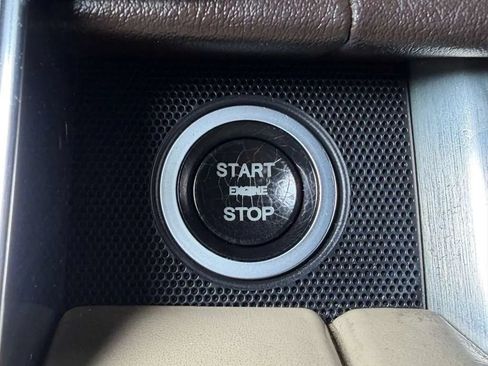 Used 2013 Land Rover Range Rover HSE AWD/4WD image 37