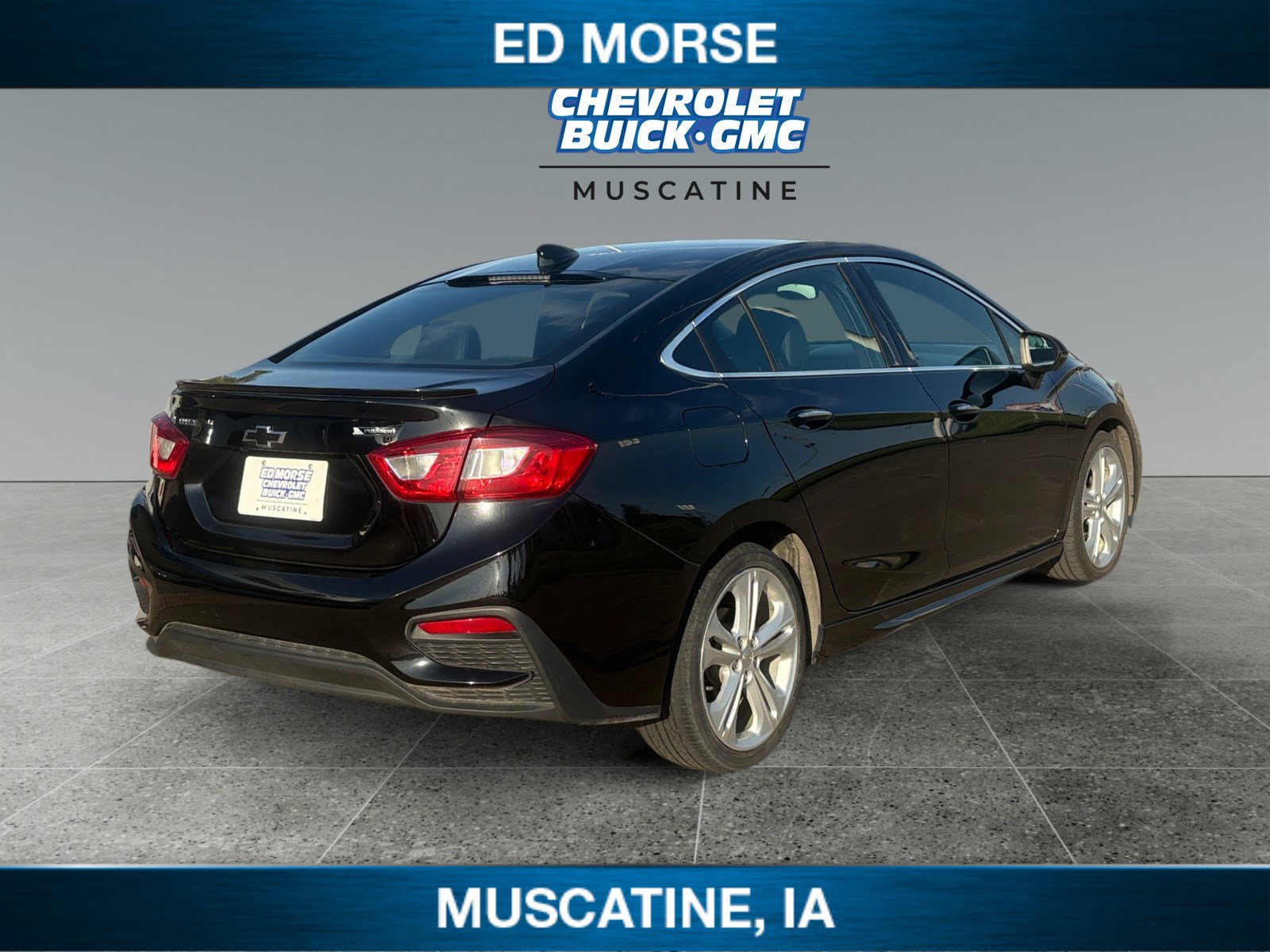 Used 2018 Chevrolet Cruze Premier FWD image 5