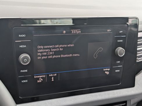 Used 2025 Volkswagen Jetta SE w/ Sunroof Package FWD image 64