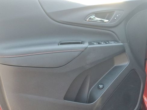 Certified 2023 Chevrolet Equinox RS w/ RS Leather Package FWD image 10