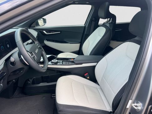Certified 2024 Kia EV6 GT-Line w/ GT-Line White Seat Package AWD/4WD image 16