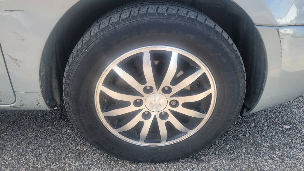 Used 2012 Kia Sedona EX w/ Luxury Pkg FWD image 37