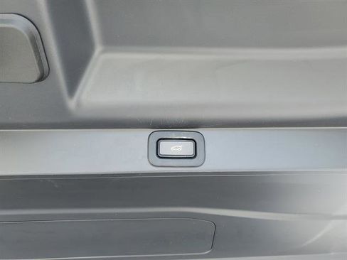 Used 2023 Land Rover Range Rover Long Wheelbase SE AWD/4WD image 54