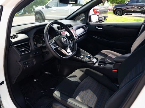 Used 2025 Nissan Leaf SV Plus FWD image 21