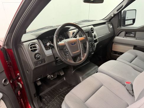 Used 2014 Ford F150 XLT w/ XLT Chrome Package AWD/4WD image 4