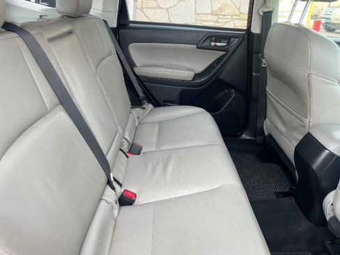 Used 2014 Subaru Forester 2.5i Limited w/ Popular Package #1 AWD/4WD image 9