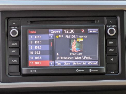 Used 2019 Toyota Tacoma SR5 image 17