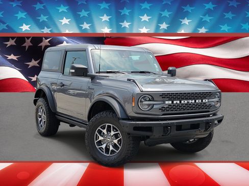 Certified 2023 Ford Bronco Badlands AWD/4WD image 1