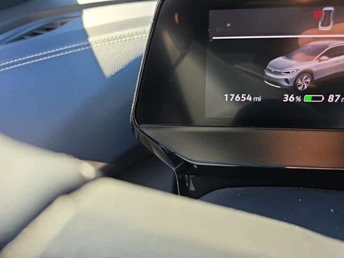 Used 2024 Volkswagen ID.4 Pro S image 13