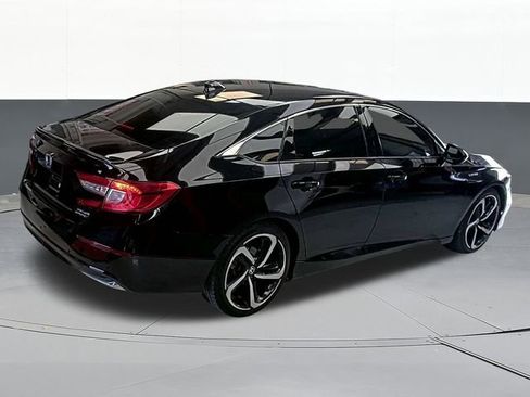Used 2022 Honda Accord Sport image 4