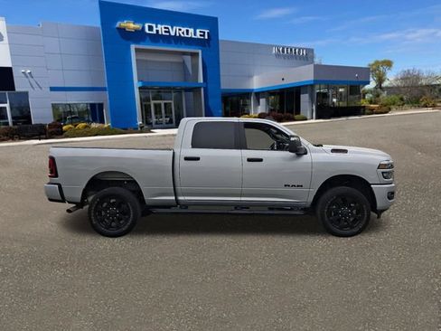 Used 2026 RAM 2500 Big Horn AWD/4WD image 28