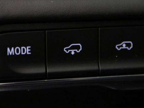 Used 2024 Cadillac Escalade V w/ LPO, ONYX Package image 29