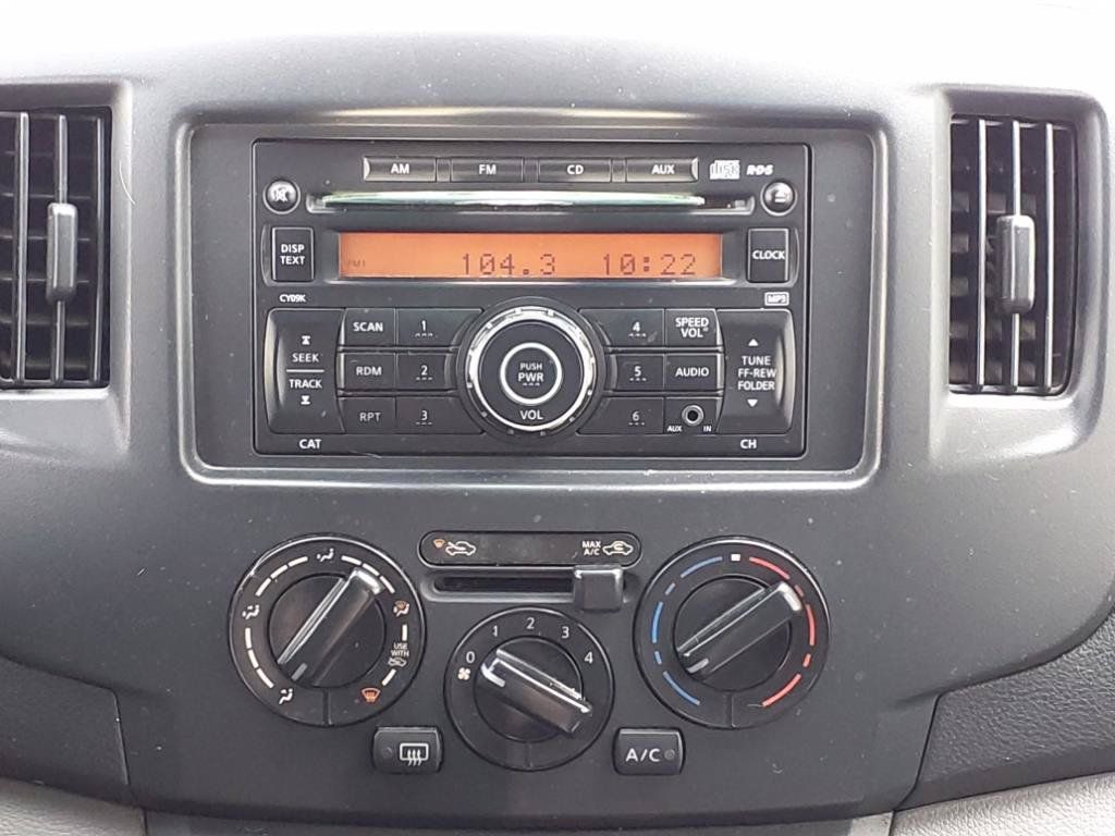 Used 2014 Nissan NV200 SV w/ Exterior Appearance Package FWD image 5