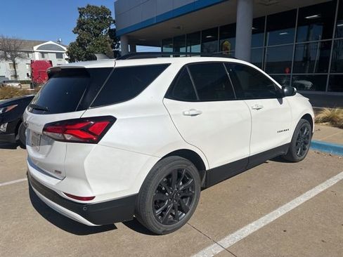 Used 2024 Chevrolet Equinox RS w/ RS Leather Package image 4