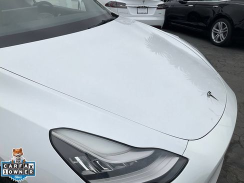 Used 2021 Tesla Model Y Long Range AWD/4WD image 76