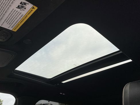 Used 2021 Ford Explorer ST w/ Equipment Group 401A image 7