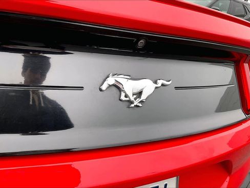 Used 2022 Ford Mustang Premium image 11