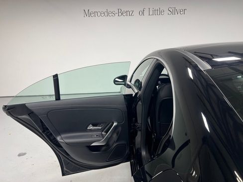 Used 2025 Mercedes-Benz CLA 250 4MATIC image 23