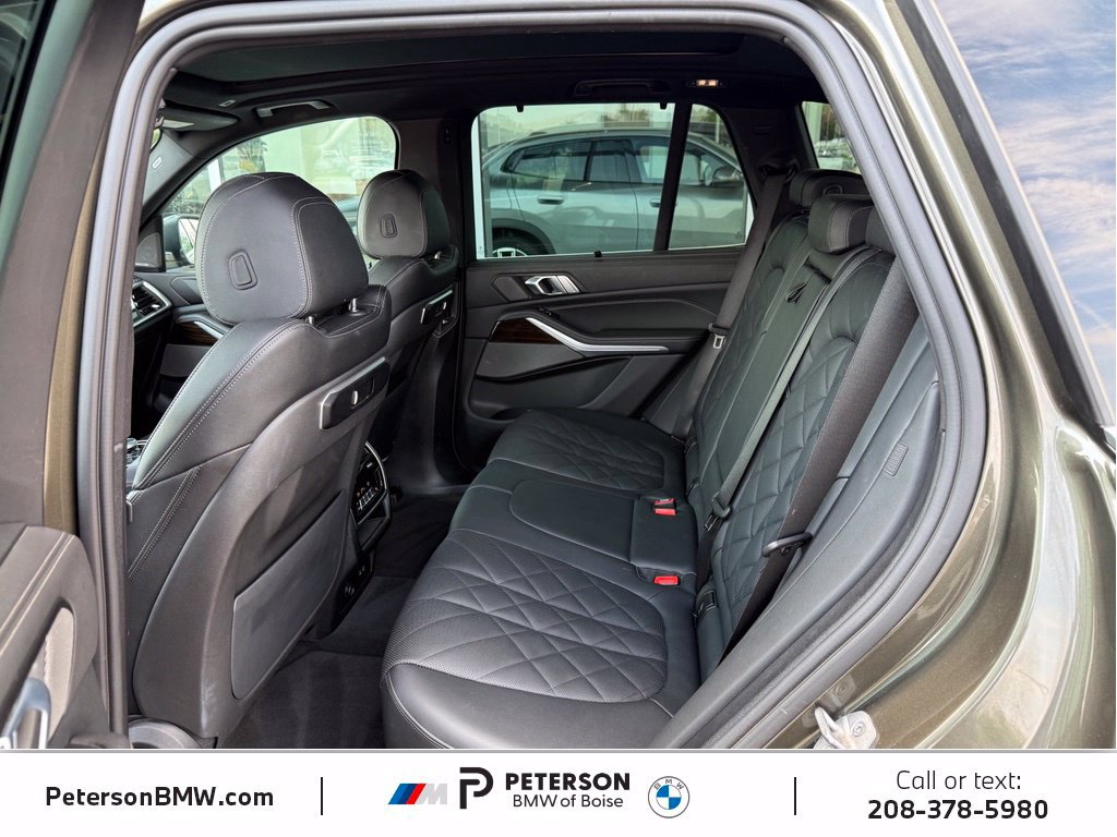 Used 2024 BMW X5 xDrive40i w/ Premium Package AWD/4WD image 18