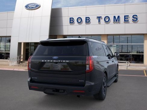 New 2026 Ford Expedition Max Active RWD image 9