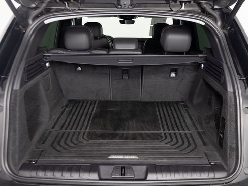 Used 2024 Land Rover Range Rover Sport SE AWD/4WD image 42