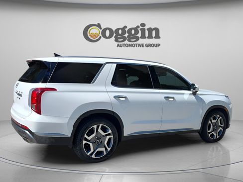 Used 2025 Hyundai Palisade SEL FWD image 6