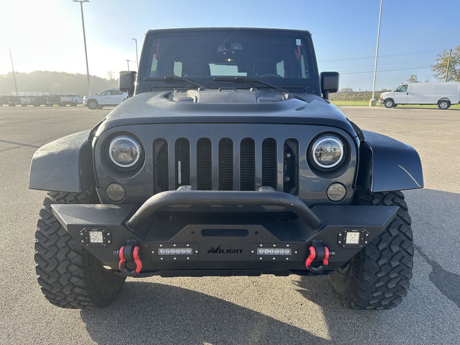 Used 2018 Jeep Wrangler Unlimited Rubicon AWD/4WD image 8