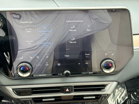 Used 2023 Lexus RX 350 Premium w/ Cold Area Package image 34