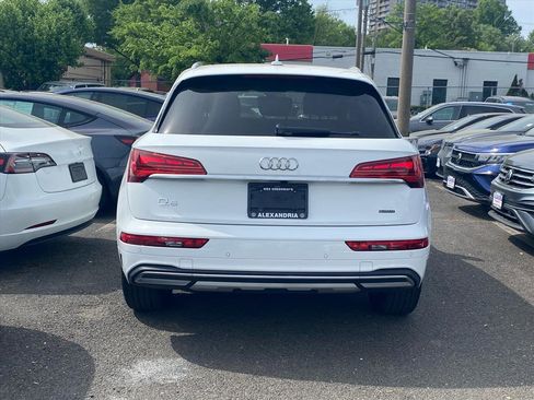 Used 2023 Audi Q5 2.0T Premium w/ Convenience Package AWD/4WD image 4