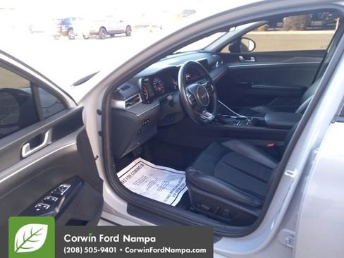 Used 2022 Kia K5 GT-Line image 9